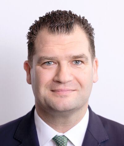 Ulf Reuker