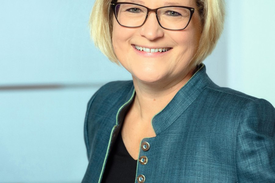 Claudia Köpnick, BMW Group, Leiterin Arbeits-, Tarif- und Sozialrecht, Politik- und Verbandsarbeit Bild: BMW Group