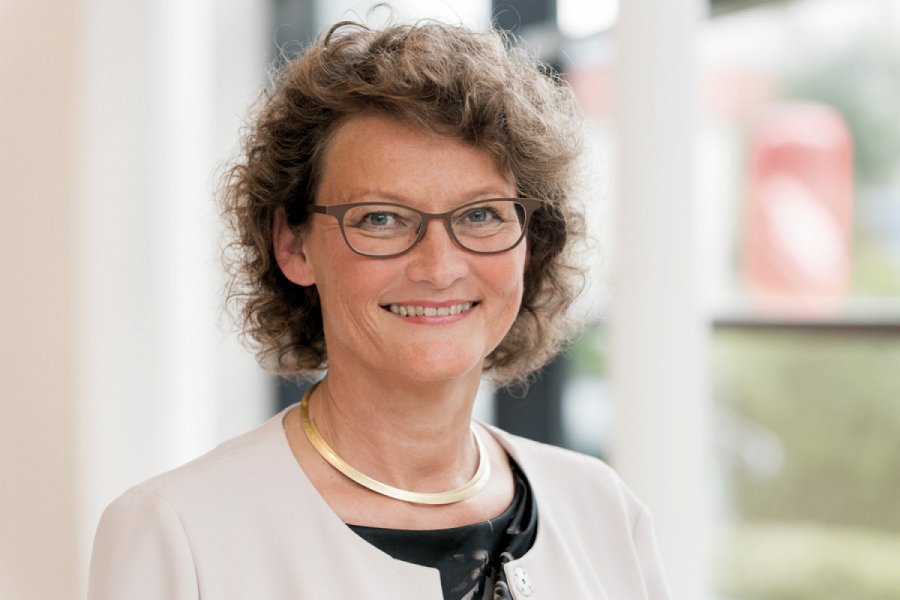  Dr. Elke Eller - Präsidentin des Bundesverbands der Personalmanager (BPM), Berlin