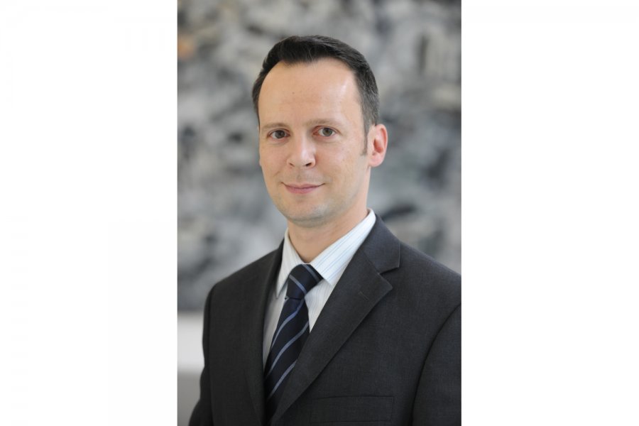  Achim H. Kroll - Ressort Arbeitsrecht, HeidelbergCement AG, Heidelberg