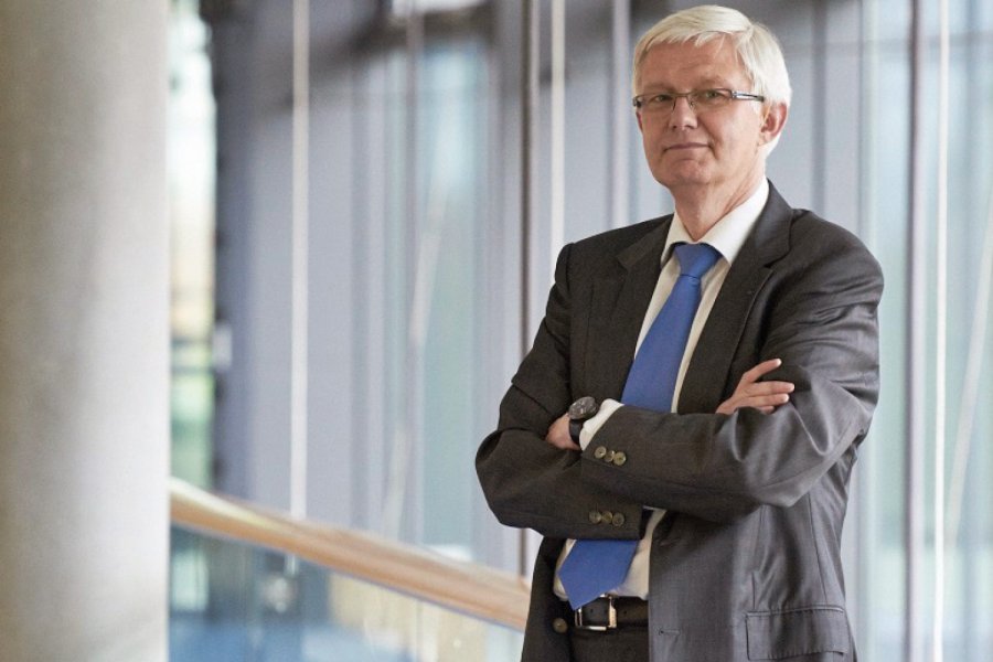  Prof. Dr. Werner Widuckel - Lehrprofessur für Personalmanagement am Fachbereich Wirtschaftswissenschaften der Universität Erlangen-Nürnberg