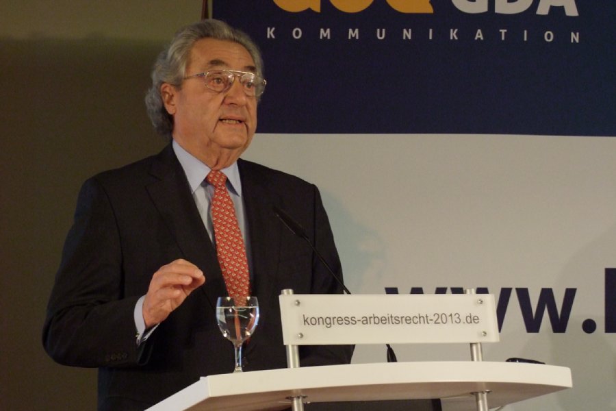 Prof. Dr. Hundt