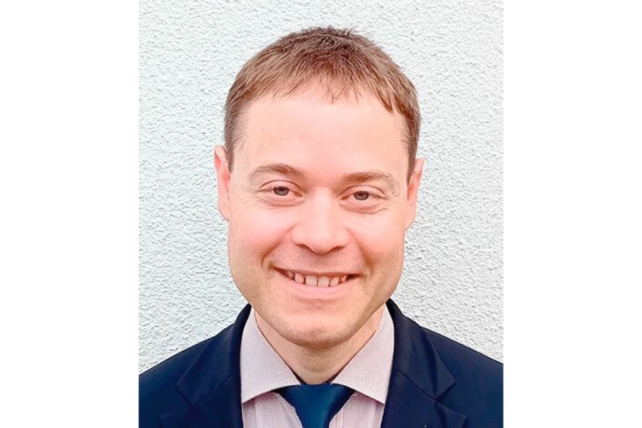 Dr. Martin Strake