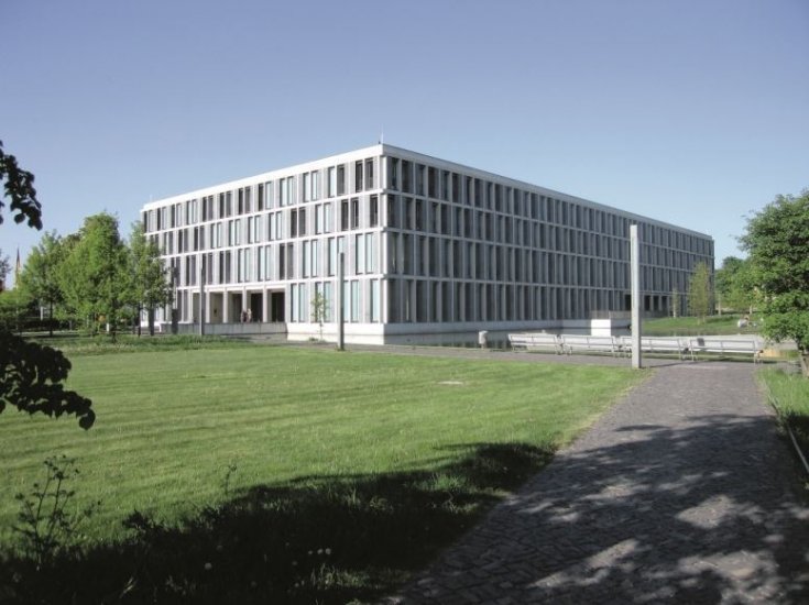 © HUSS-MEDIEN GmbH